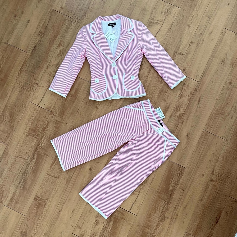 Rare Vintage Pink and White Striped Blazer and Low Rise Capri Pants Set Size 2